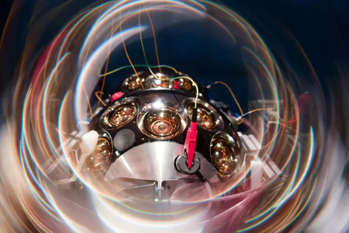 Global Physics Photowalk finalists showcase groundbreaking particle discoveries through photography