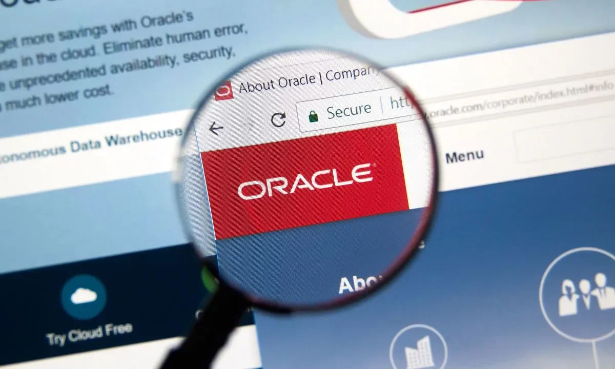 Hackers Target PeopleSoft: Oracle's Urgent Patch Call Affects Thousands of Businesses