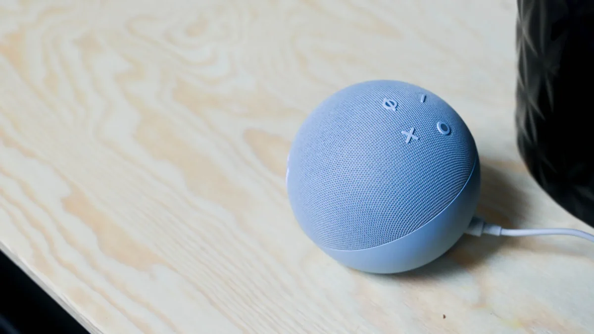 Innovative bedside AI assistant offers cloud-free news reading for privacy-focused users